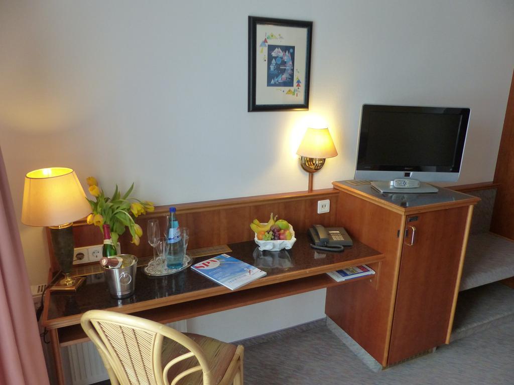 Hotel Dorotheenhof Котбус Екстериор снимка