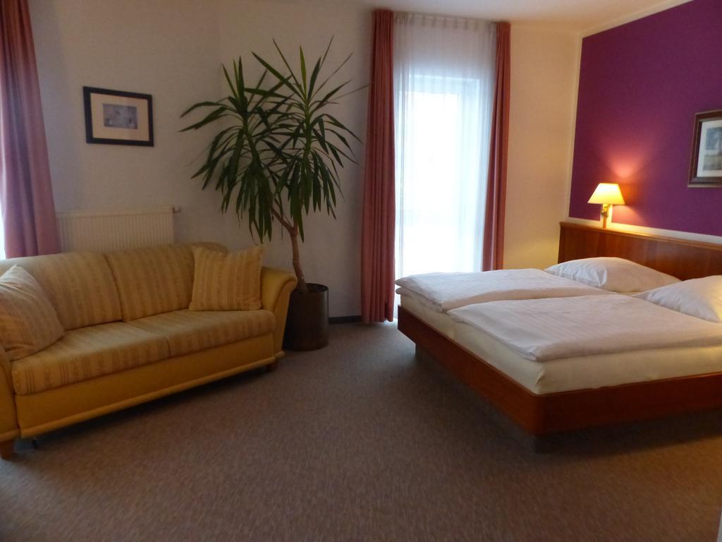 Hotel Dorotheenhof Котбус Екстериор снимка