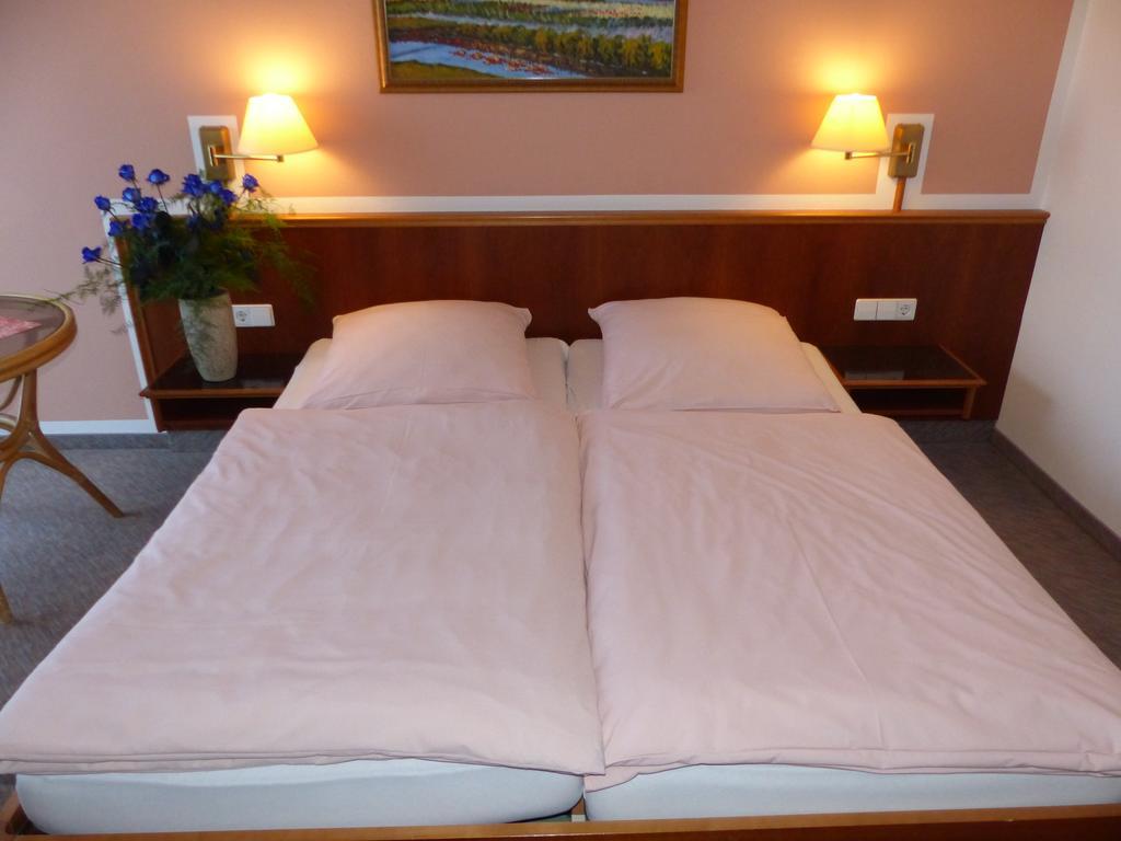 Hotel Dorotheenhof Котбус Екстериор снимка